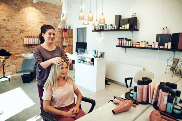 Salon Booth Rent vs. Commission: Which Is Right for You?